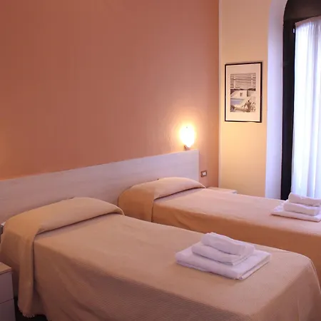 Europa Hotell 3*